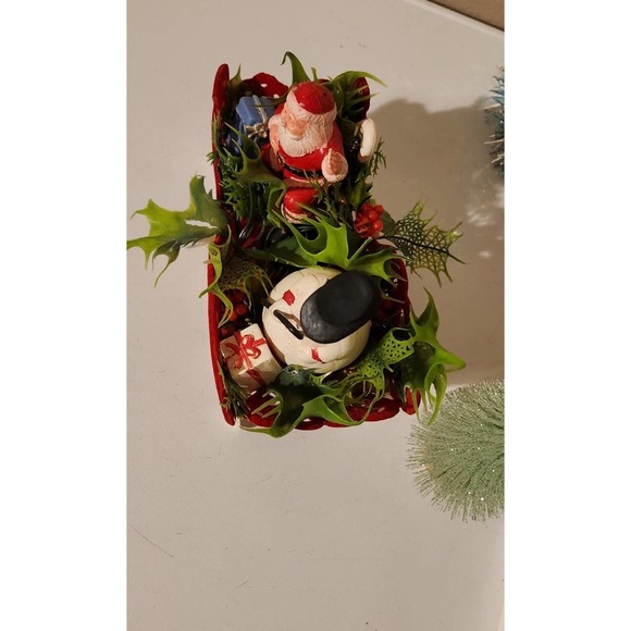 Vintage plastic velvet Santa snowman frosty table decor shelf decorations - Picture 7 of 12